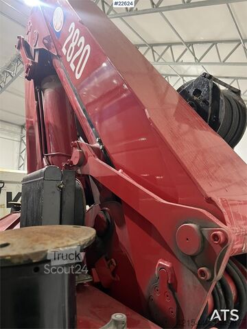 Lyftverktyg HMF 28 t/m crane with winch and 6 hydraulic extensions