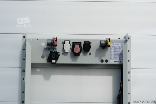 Kofferauflieger SCHMITZ CARGOBULL SKO 24/DOPPELSTOCK / 2,70/ 2 x LIFT nur 45000 km