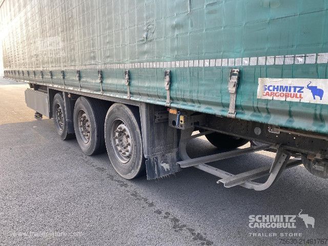 Открытый полуприцеп с тентом Schmitz Cargobull Semitrailer Curtainsider Coil