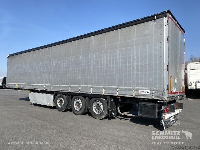 Открытый полуприцеп с тентом Schmitz Cargobull Semitrailer Curtainsider Coil