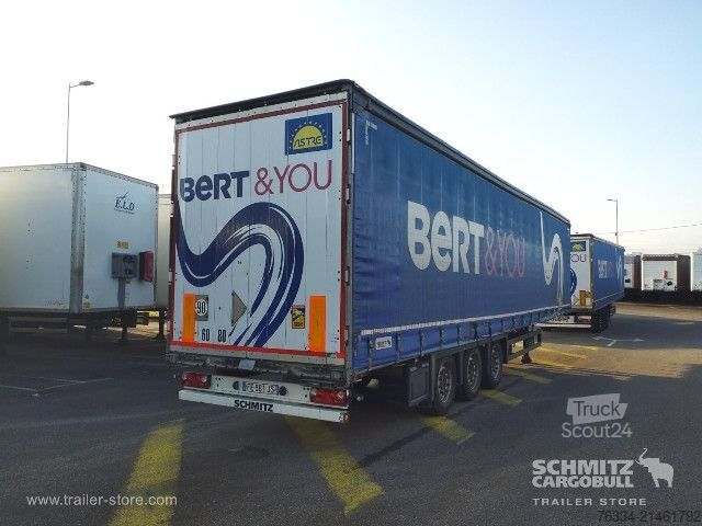 Открытый полуприцеп с тентом Schmitz Cargobull Semitrailer Curtainsider Mega