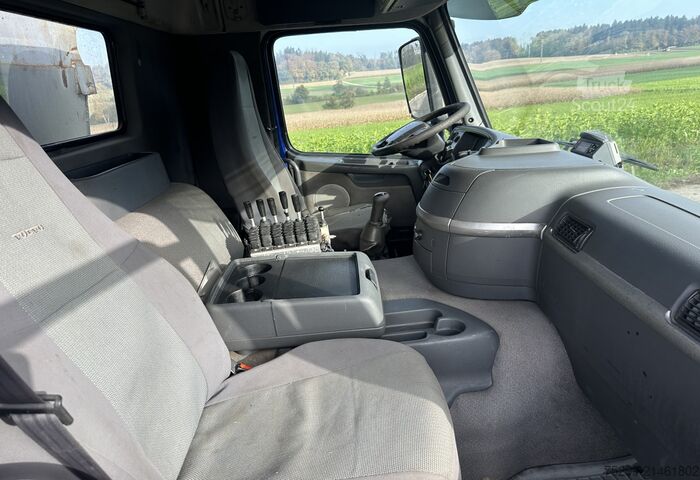 Camion benne Volvo FM12-460 8x4 Kipper