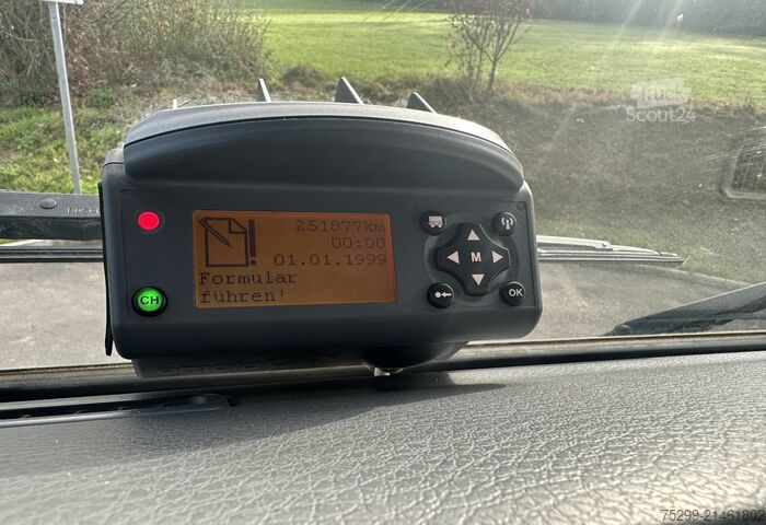 Camion benne Volvo FM12-460 8x4 Kipper