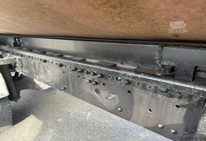 Camion benne Volvo FM12-460 8x4 Kipper