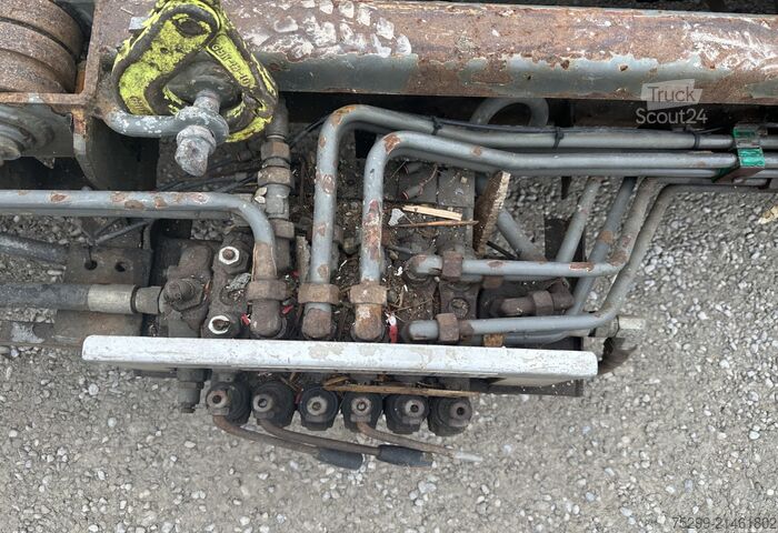 Camion benne Volvo FM12-460 8x4 Kipper