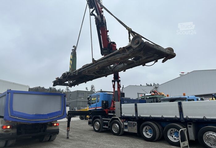 Camion benne Volvo FM12-460 8x4 Kipper