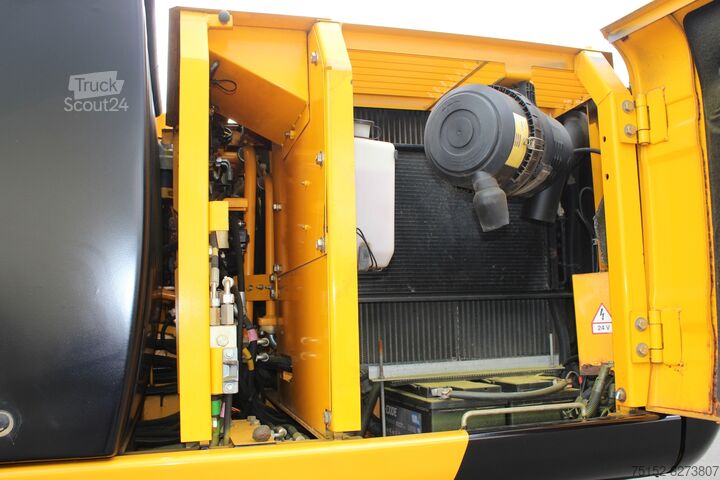 Mobilbagger JCB JS 130 W