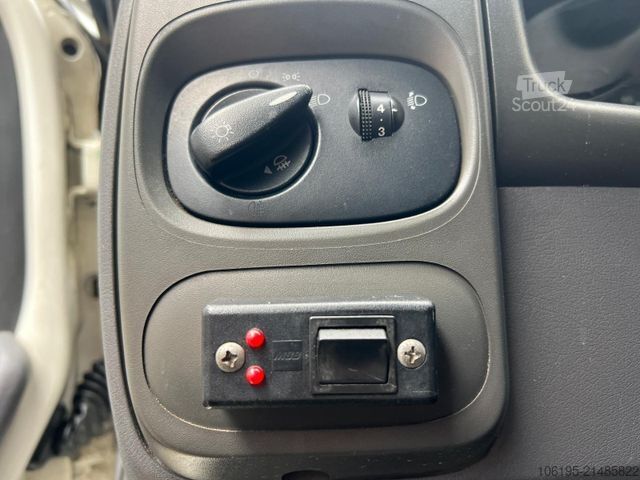 Koelwagen met geïsoleerde laadbak FORD Transit ThermoKing Kühlkoffer-20C. *Hebebühne*