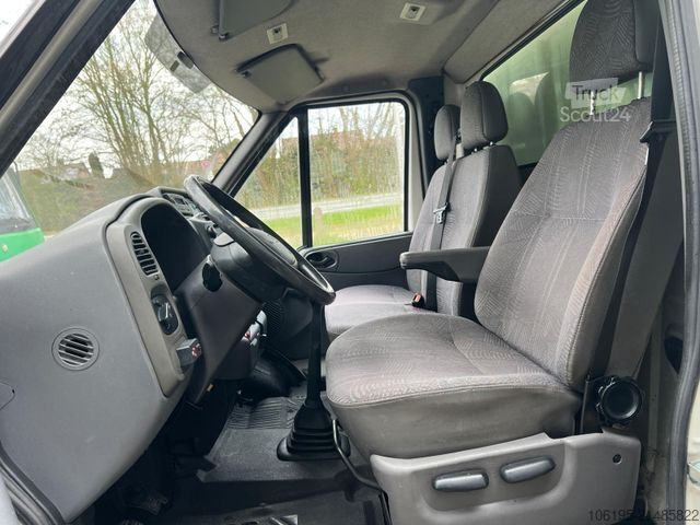 Koelwagen met geïsoleerde laadbak FORD Transit ThermoKing Kühlkoffer-20C. *Hebebühne*