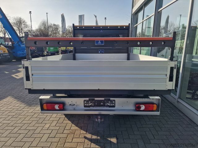 Pick-up dodávka NISSAN NV 400 Doka 7 Sitzer/AC/Tempom./Navi/AHK/38 TKM