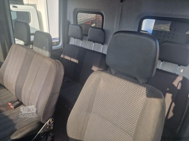 Korotettu pakettiauto MERCEDES-BENZ 816 D Vario Doka 7 Sitzer Regalausbau Werkstatt