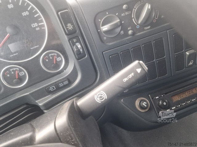 Refrigerator body van MAN TGL 8.220 BL Tiefkühl Rohrbahnen MEAT Chereau