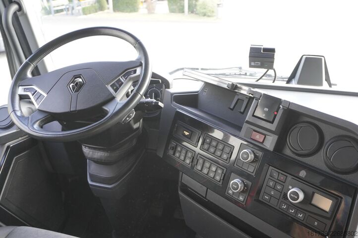 Bosvrachtwagen met kraan Renault VP K520 6x4 Medium / Tajfun LIV 120 K