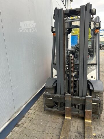 Chariot élévateur frontal Linde H25D-02