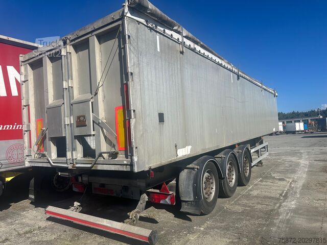 Polpriklopnik kiper Benalu CEREALERA 52M3 BULKILINER EJES MERCEDES