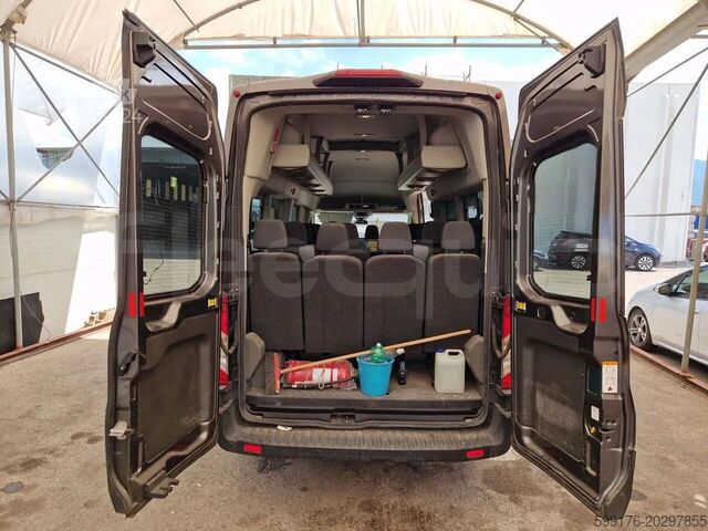 Keleivių vežimas Ford Transit