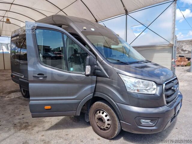 Keleivių vežimas Ford Transit