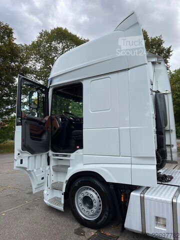 Kötet SZM DAF XF 530 SSC 6x2/4*MEGA*Intarder*Voll*E6D
