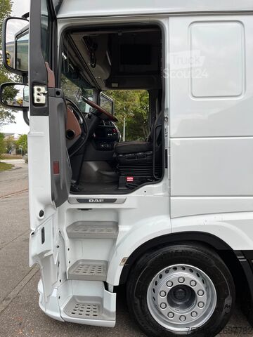 Kötet SZM DAF XF 530 SSC 6x2/4*MEGA*Intarder*Voll*E6D