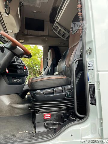 Kötet SZM DAF XF 530 SSC 6x2/4*MEGA*Intarder*Voll*E6D