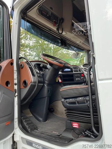 Kötet SZM DAF XF 530 SSC 6x2/4*MEGA*Intarder*Voll*E6D