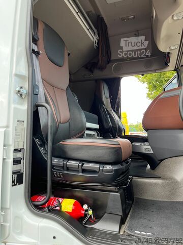 Objętość SCM DAF XF 530 SSC 6x2/4*MEGA*Intarder*Voll*E6D