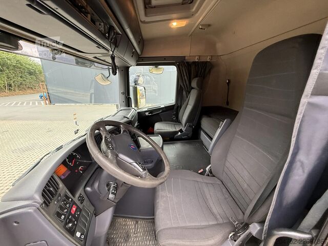 Cisternos Scania G440 Scania G 440 6x2 Silo-Lkw – Spitzer 31.000...