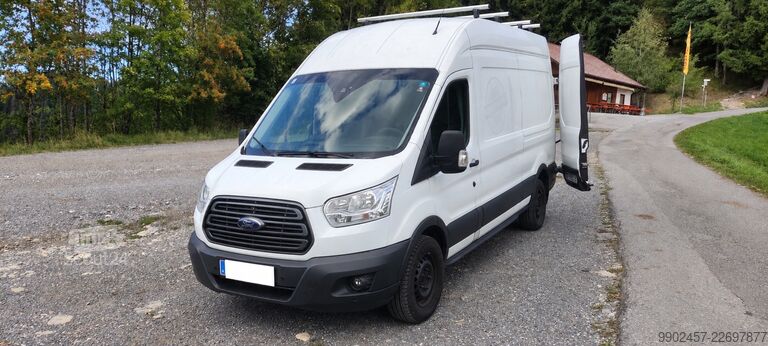 Furgon blaszak Ford Transit 350