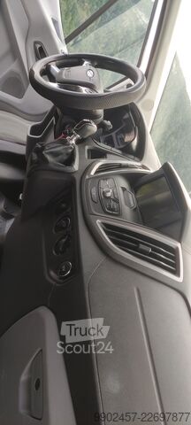 Furgon blaszak Ford Transit 350
