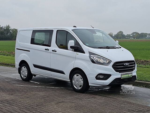 Универсал с высокой крышей FORD TRANSIT CUSTOM 2.0 L1H1 Navi Euro6