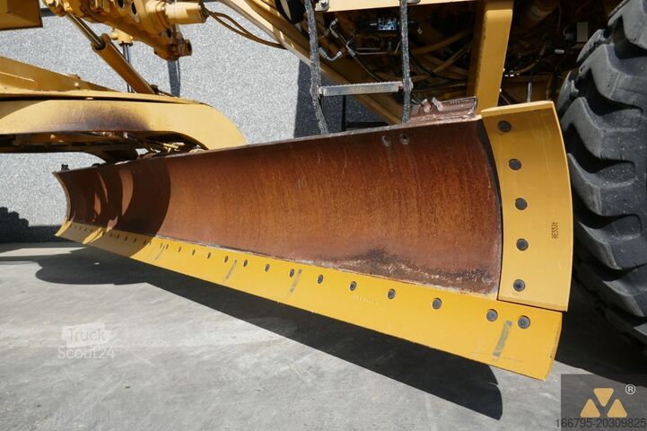 Greideris Caterpillar 140H
