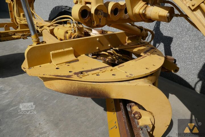 Greideris Caterpillar 140H
