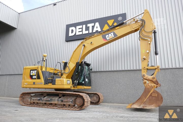 Pásové rypadlo Caterpillar 320