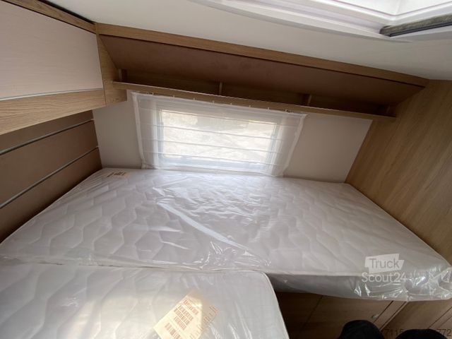 Polointegrovaný karavan LMC Cruiser V 646 G, SAT, Navi, Automatik