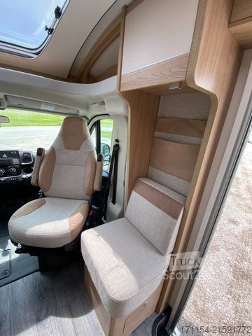 Polointegrovaný karavan LMC Cruiser V 646 G, SAT, Navi, Automatik