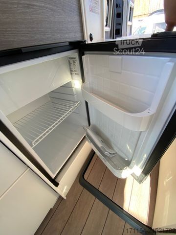 Avtodom VANTOURER Van 600 L , Aufstelldach,Längsbetten,Automatik