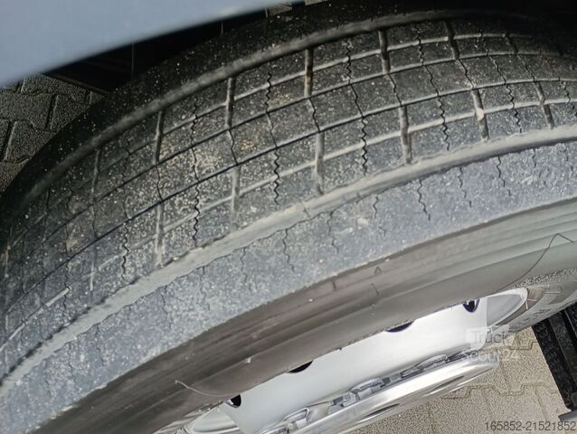 Plattformanhänger Mercedes-Benz 2545