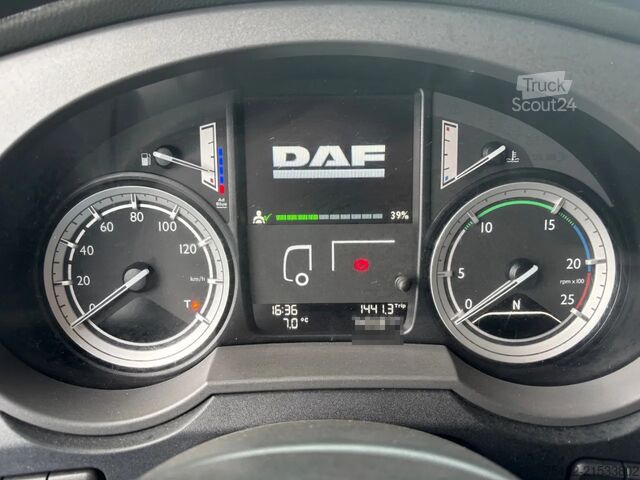 Standard tractor DAF XF 106.460 SSC / 2x Tank / Euro 6