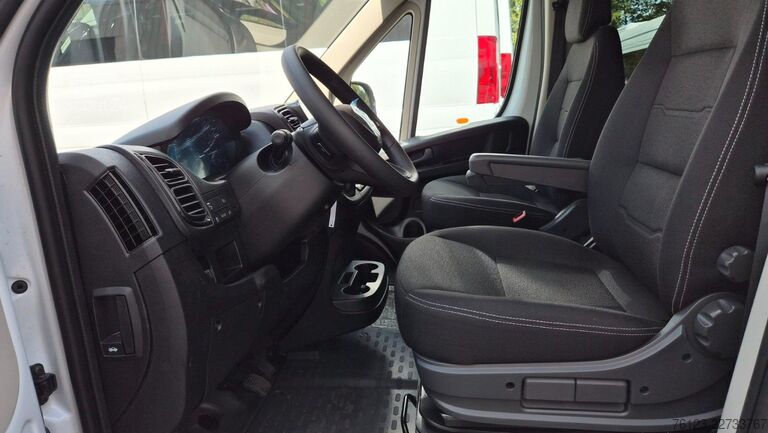Минибус Opel Movano Lord light Lagerfahrzeug Stock 18 SS