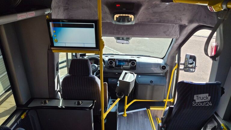 Городской автобус MERCEDES-BENZ Frontniederflur Sprinter 517 / 4 er Bestuhlung