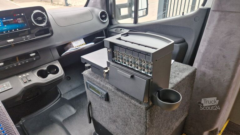 Городской автобус MERCEDES-BENZ Frontniederflur Sprinter 517 / 4 er Bestuhlung