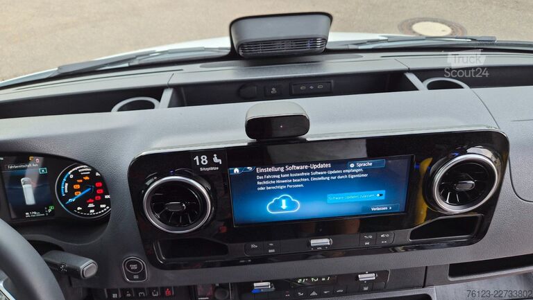 Минибус MERCEDES-BENZ Sprinter 420 Elektro bis zu 19 Schlafsessel