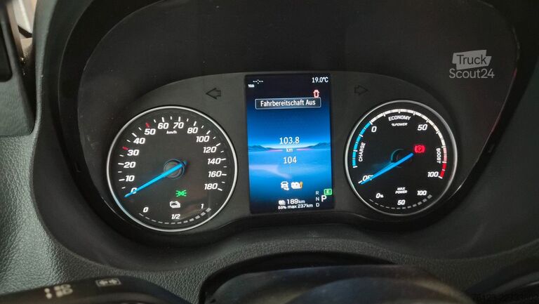 Минибус MERCEDES-BENZ Sprinter 420 Elektro bis zu 19 Schlafsessel