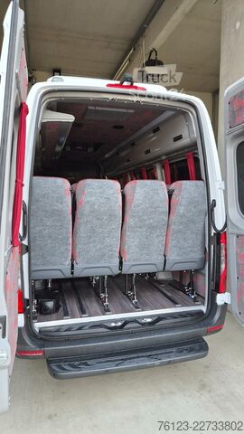 Минибус MERCEDES-BENZ Sprinter 420 Elektro bis zu 19 Schlafsessel