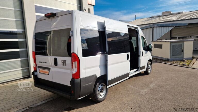 Минибус FIAT Fiat Ducato 9 Sitzer Systemboden Rolli Stock