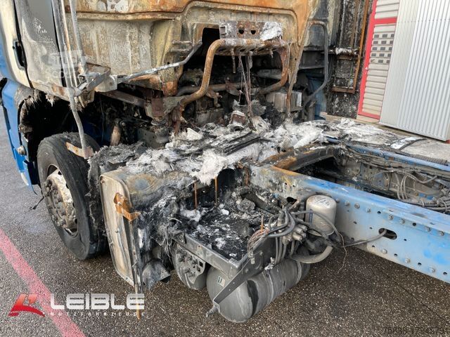 Tractor estándar MAN TGX 18.400 FLS*Intarder