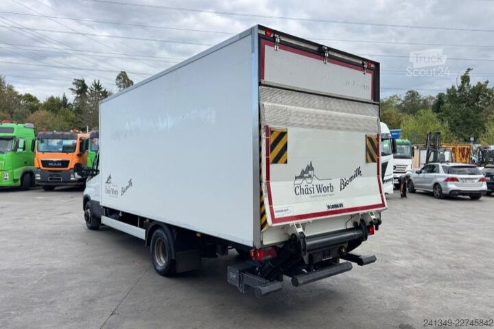 Van personalizado IVECO Daily 70C18 Frigo Carrier 300