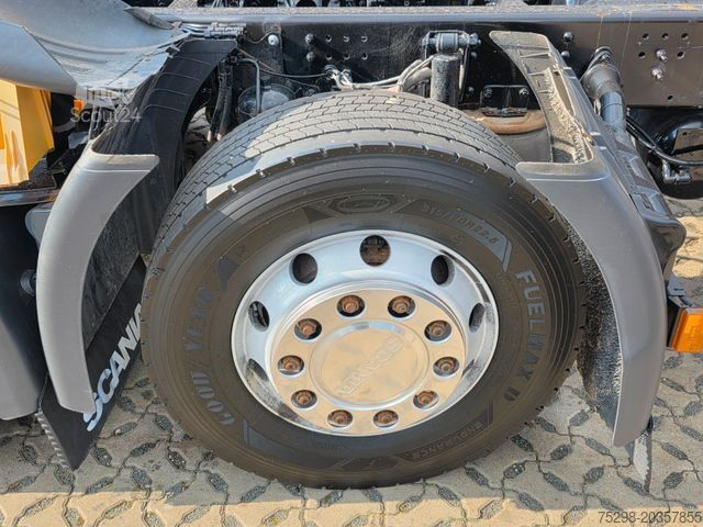 Truck chassis SCANIA P420 LB6X2*4MNA / Retarder  / PTO / ADR