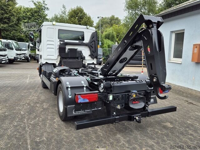 Kroghejselastbil man TGL 12.220 BL City Abrollkipper  2x AHK Euro 6