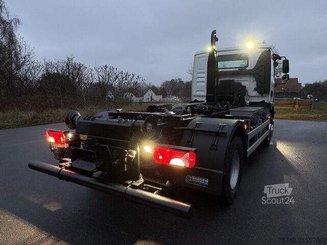 Kroklastebil man TGM 15.290 BL Abrollkipper AHK